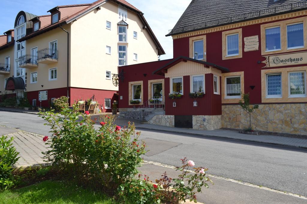 Hotel & Restaurant Zur Linde Freital Exteriör bild