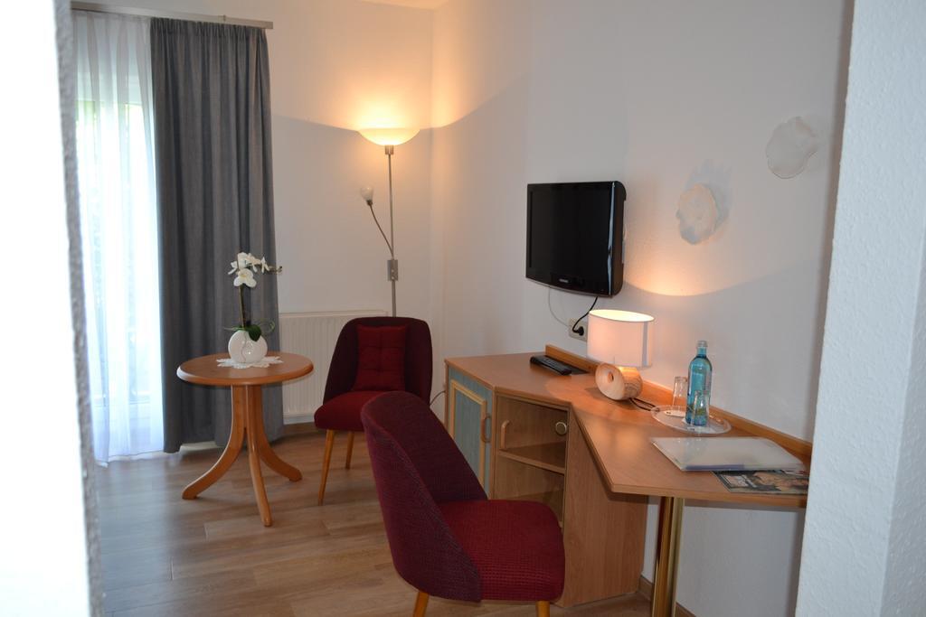 Hotel & Restaurant Zur Linde Freital Exteriör bild