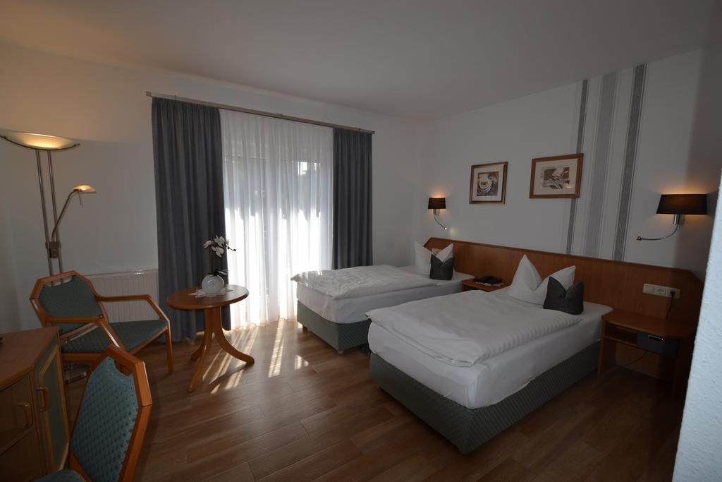 Hotel & Restaurant Zur Linde Freital Exteriör bild