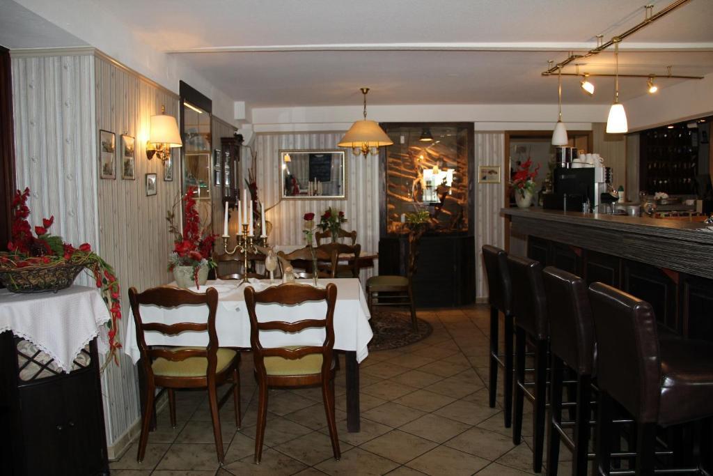 Hotel & Restaurant Zur Linde Freital Rum bild